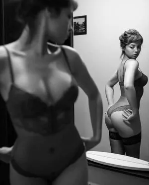 Sophie La Sage OnlyFans Leaked Free Thumbnail Picture - #trrmAV1LdT