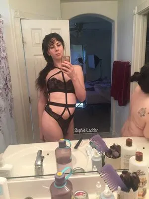 Sophie Ladder OnlyFans Leaked Free Thumbnail Picture - #Yi1aH1SBEs