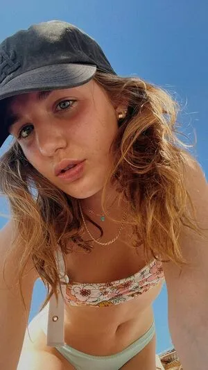 Sophie Nelisse OnlyFans Leaked Free Thumbnail Picture - #2kaeqiOVEU