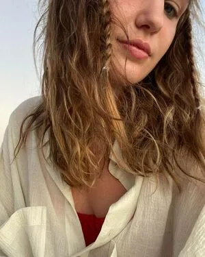 Sophie Nelisse OnlyFans Leaked Free Thumbnail Picture - #45mlTTlYWM