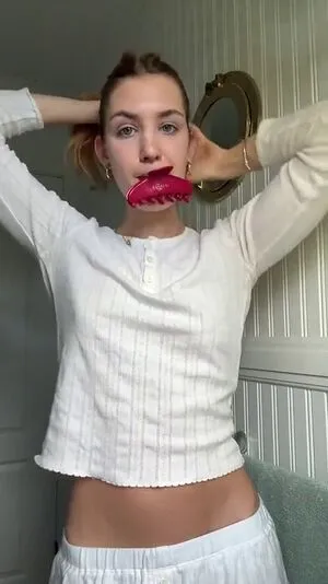 Sophie Nelisse OnlyFans Leaked Free Thumbnail Picture - #4yfNiYuSoJ