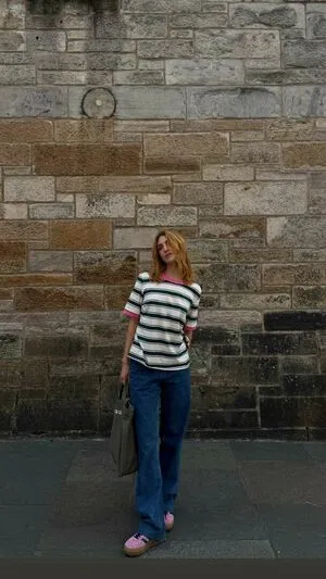 Sophie Nelisse OnlyFans Leaked Free Thumbnail Picture - #IGMaBvjwO1