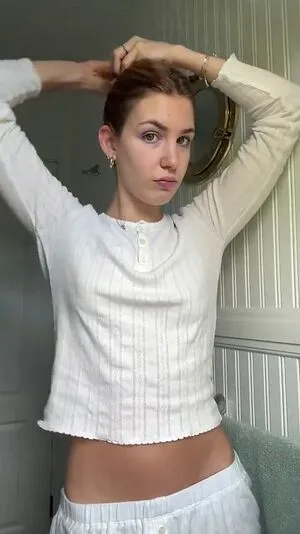 Sophie Nelisse OnlyFans Leaked Free Thumbnail Picture - #NC1XZo82Or