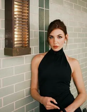 Sophie Nelisse OnlyFans Leaked Free Thumbnail Picture - #PJGNfQBKoT