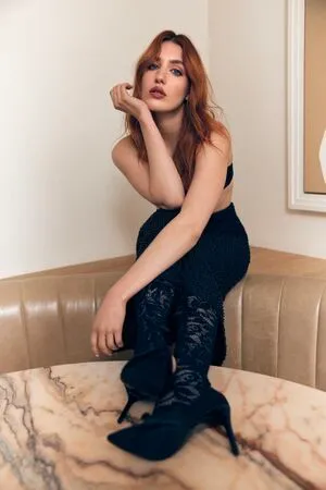 Sophie Nelisse OnlyFans Leaked Free Thumbnail Picture - #SIDNKmeUI2