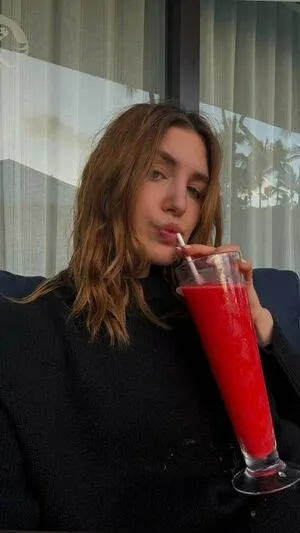 Sophie Nelisse OnlyFans Leaked Free Thumbnail Picture - #YSCLWYcLIP