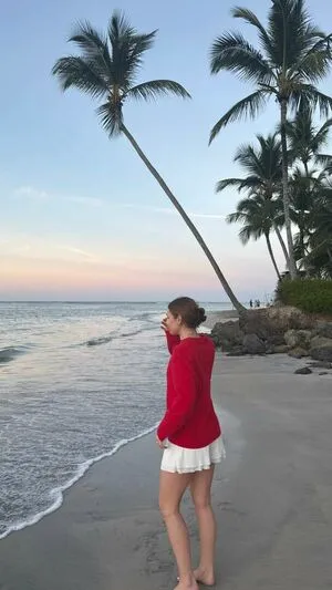 Sophie Nelisse OnlyFans Leaked Free Thumbnail Picture - #mZdQ8ssCBn