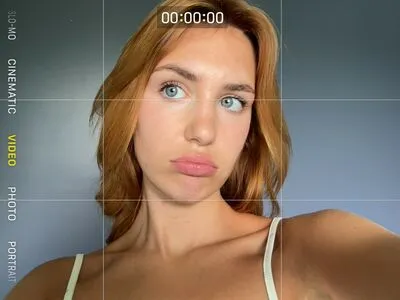 Sophie Nelisse OnlyFans Leaked Free Thumbnail Picture - #niTnTOYxPl