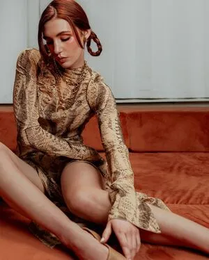 Sophie Nelisse OnlyFans Leaked Free Thumbnail Picture - #qpdItqviuu