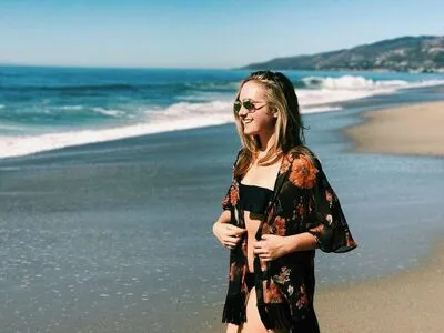 Sophie Reynolds OnlyFans Leaked Free Thumbnail Picture - #DfrogbcNfY
