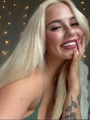 Sophie Riedemann OnlyFans Leaked Free Thumbnail Picture - #FSHdmUdERo