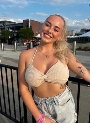 Sophie Riedemann OnlyFans Leaked Free Thumbnail Picture - #KJ0jQRqXYA