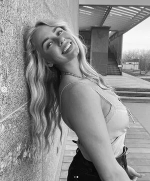 Sophie Riedemann OnlyFans Leaked Free Thumbnail Picture - #TXn6mmd6DK