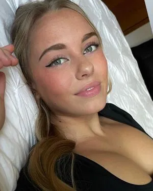 Sophie Riedemann OnlyFans Leaked Free Thumbnail Picture - #XY1sHavf6S