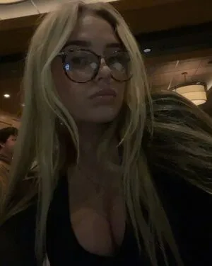 Sophie Riedemann OnlyFans Leaked Free Thumbnail Picture - #y22MIkOC4Q