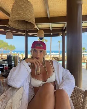Sophie Schnur OnlyFans Leaked Free Thumbnail Picture - #8Bncrt3gA5