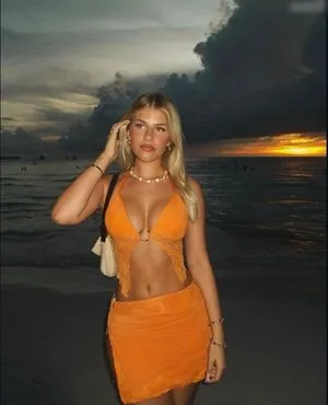 Sophie Schnur OnlyFans Leaked Free Thumbnail Picture - #INKp3HuVBY