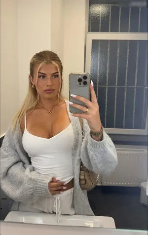Sophie Schnur OnlyFans Leaked Free Thumbnail Picture - #SZPHzFyz8m