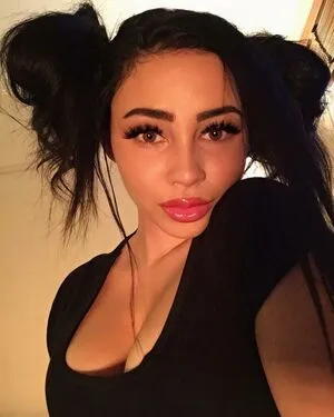 Sophie Sierra OnlyFans Leaked Free Thumbnail Picture - #raiOQFH4Tj