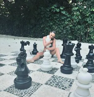 Sophie Skelton OnlyFans Leaked Free Thumbnail Picture - #KdROMNS2E1