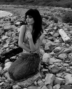 Sophie Thatcher OnlyFans Leaked Free Thumbnail Picture - #25KclwaM5F