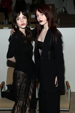 Sophie Thatcher OnlyFans Leaked Free Thumbnail Picture - #89HBQQyU9M