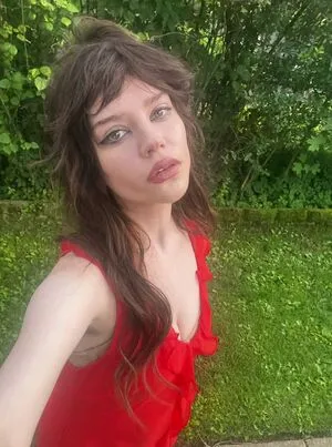 Sophie Thatcher OnlyFans Leaked Free Thumbnail Picture - #9dflD3hRR4