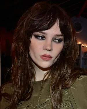 Sophie Thatcher OnlyFans Leaked Free Thumbnail Picture - #A4XuqtFmmu