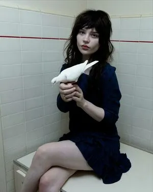 Sophie Thatcher OnlyFans Leaked Free Thumbnail Picture - #D1oMKLvqzF