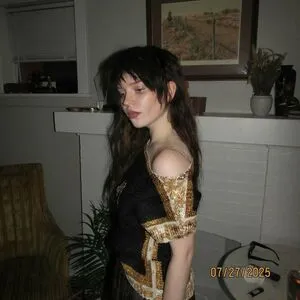 Sophie Thatcher OnlyFans Leaked Free Thumbnail Picture - #Ezxvr0kX6N