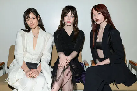 Sophie Thatcher OnlyFans Leaked Free Thumbnail Picture - #TALeIphfQZ