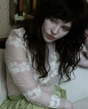 Sophie Thatcher OnlyFans Leaked Free Thumbnail Picture - #emk1NzBBH6