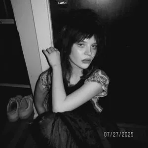 Sophie Thatcher OnlyFans Leaked Free Thumbnail Picture - #h9hwA6LMAR