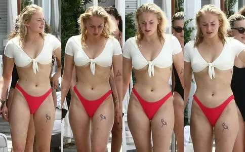 Sophie Thatcher OnlyFans Leaked Free Thumbnail Picture - #kN37wW8ea5