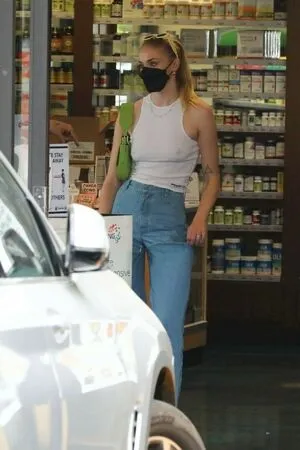 Sophie Turner OnlyFans Leaked Free Thumbnail Picture - #2prGSZOYIW