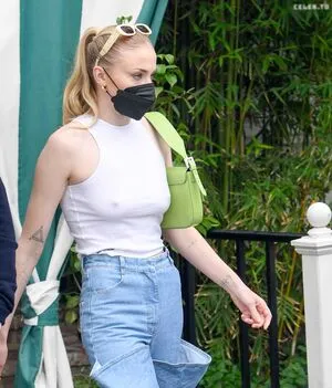 Sophie Turner OnlyFans Leaked Free Thumbnail Picture - #3OZ132wJFH