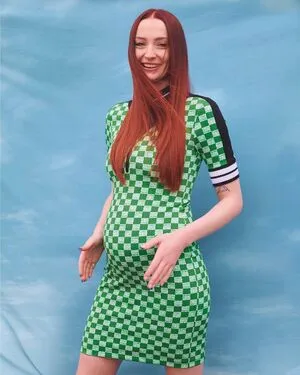 Sophie Turner OnlyFans Leaked Free Thumbnail Picture - #4hQ3A2lo6o