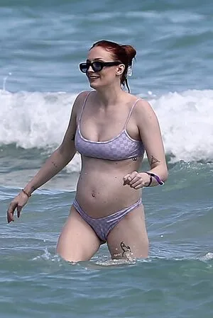 Sophie Turner OnlyFans Leaked Free Thumbnail Picture - #7s7MUocDzU