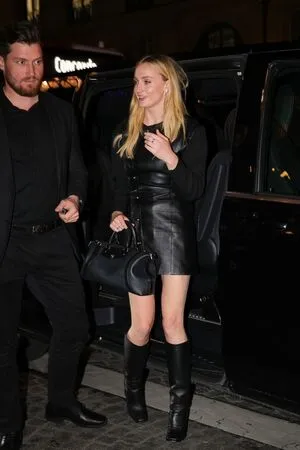 Sophie Turner OnlyFans Leaked Free Thumbnail Picture - #8nc1J128uI