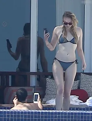 Sophie Turner OnlyFans Leaked Free Thumbnail Picture - #AohwsbDsii