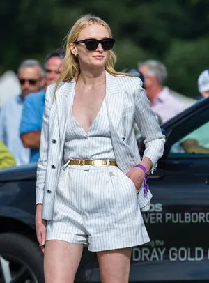 Sophie Turner OnlyFans Leaked Free Thumbnail Picture - #FsSRuX0vpa