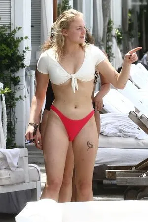 Sophie Turner OnlyFans Leaked Free Thumbnail Picture - #G2nBphy00N