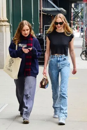 Sophie Turner OnlyFans Leaked Free Thumbnail Picture - #G6VGjndHGm