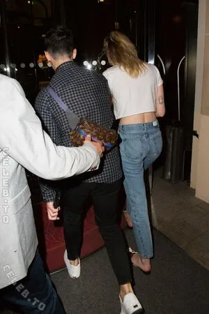 Sophie Turner OnlyFans Leaked Free Thumbnail Picture - #NMLpPiSSQS