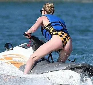 Sophie Turner OnlyFans Leaked Free Thumbnail Picture - #NohaTCSUJo