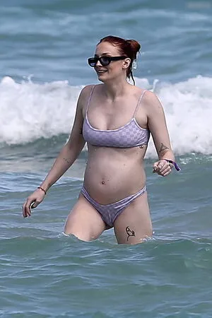 Sophie Turner OnlyFans Leaked Free Thumbnail Picture - #OMGsptOaxM