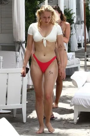 Sophie Turner OnlyFans Leaked Free Thumbnail Picture - #VUfqT95xHL