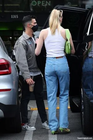 Sophie Turner OnlyFans Leaked Free Thumbnail Picture - #ZPzzDUocHA