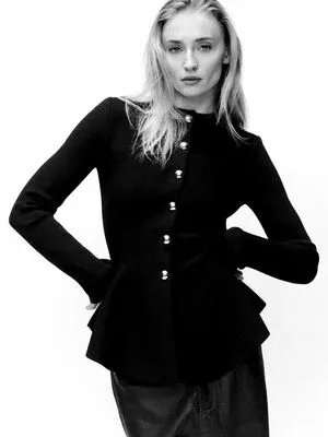 Sophie Turner OnlyFans Leaked Free Thumbnail Picture - #hrtnjh6NJ0