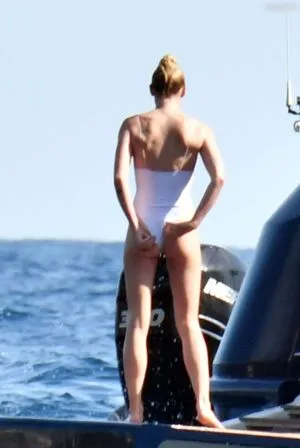 Sophie Turner OnlyFans Leaked Free Thumbnail Picture - #iMC9rmz7rS